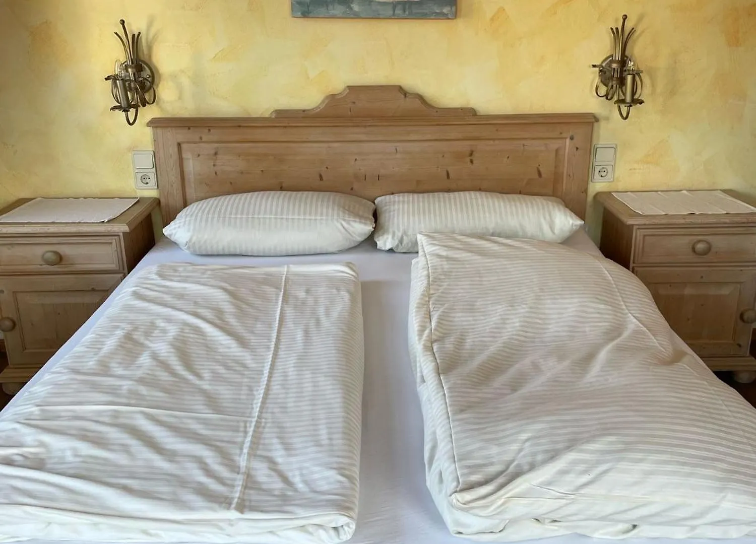 *** Hotel Landhotel Neukirchner Hof Neukirchen Bei Sulzbach-Rosenberg Deutschland